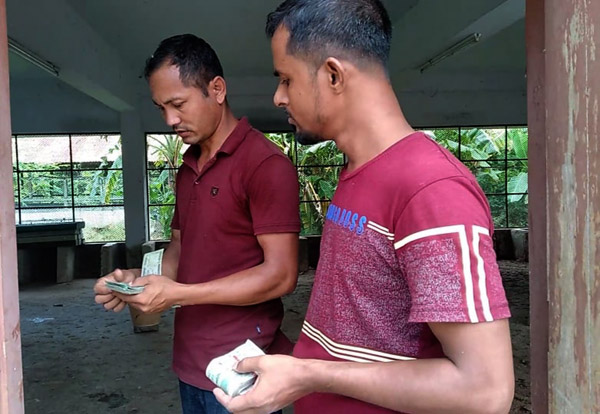 খামারে হাঁসের নির্ধারিত সর্বোচ্চ মূল্য ১৭০, নেয়া হচ্ছে ২৬৫ টাকা