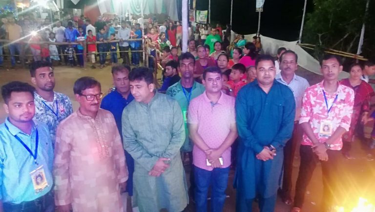 রাঙামাটি শহরের বিভিন্ন পূজা মন্ডপ পরিদর্শন করলেন মেয়র, প্যানেল মেয়র ও কাউন্সিলরবৃন্দ