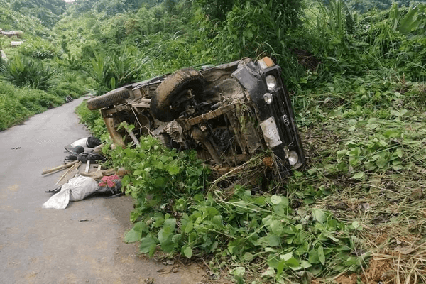 আলীকদমে সড়ক দূর্ঘটনায় নিহত ২, আহত ১৩