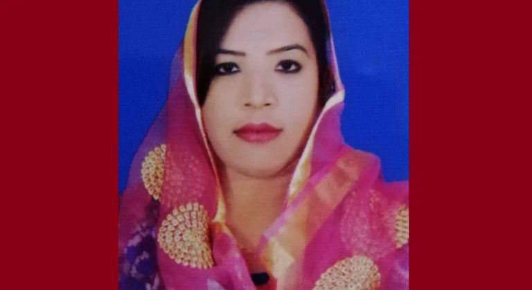 দলীয় শৃঙ্খলা ভঙ্গ ও অনৈতিক কর্মকান্ডে জড়িত থাকার অভিযোগে মহিলা ভাইস চেয়ারম্যান নাসরিন দল হতে বহিষ্কার