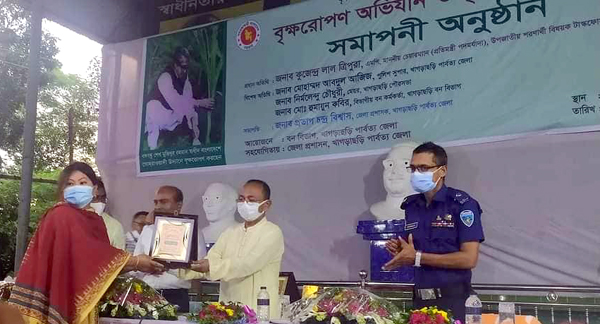 পরিবেশগত ভারসাম্য রক্ষার জন্য চাই অধিকতর বৃক্ষরোপন-কুজেন্দ্র লাল ত্রিপুরা এমপি