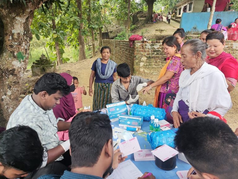 প্রবারণা পূর্ণিমা উপলক্ষে কাউখালীতে ব্লাড ব্যাংকের উদ্যোগে রক্তের গ্রুপ নির্ণয় ও থ্যালাসেমিয়া সচেতনতা কার্যক্রম