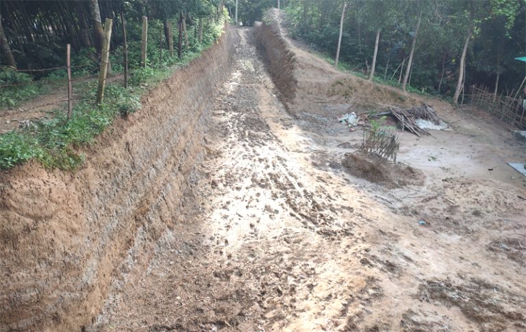 নাইক্ষ্যংছড়িতে পাহাড় কাটার দায়ে ভ্রাম্যমাণ আদালতের ২০ হাজার টাকা জরিমানা