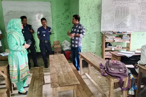 রামগড়ে দুই কোচিং সেন্টারকে ভ্রাম্যমান আদালতে জরিমানা