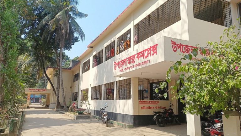 লামা ৫০ শয্যা উপজেলা স্বাস্থ্য কমপ্লেক্সের বেহালদশাঃ দুই লাখ মানুষের চিকিৎসায় ২ জন চিকিৎসক