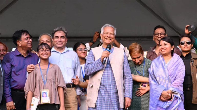 আমাদের অর্থনীতির হৃদপিন্ড চট্টগ্রাম বন্দরের চিকিৎসা দরকার: প্রধান উপদেষ্টা