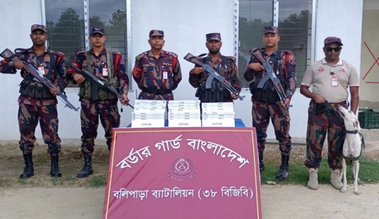 কাজু বাদাম বস্তা, আমে ক্যারেট ও তামাকের প্যাকেটের করে পাচার করছে মায়ানমারে সিগারেট