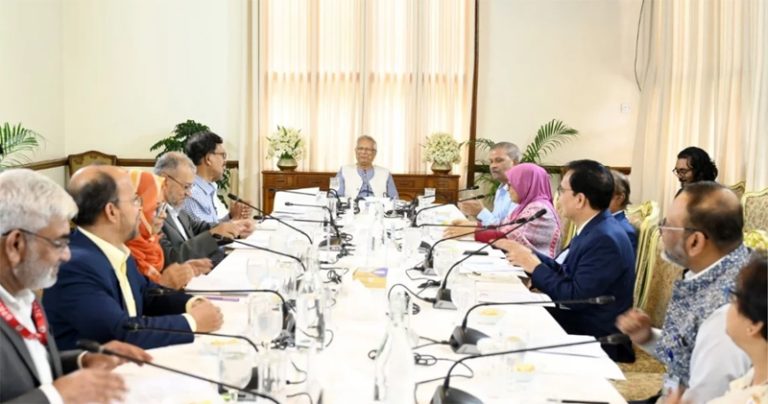 সরকারি যত প্রশিক্ষণ কেন্দ্র আছে সেগুলোর ওপর মূল্যায়ন করতে হবে: প্রধান উপদেষ্টা
