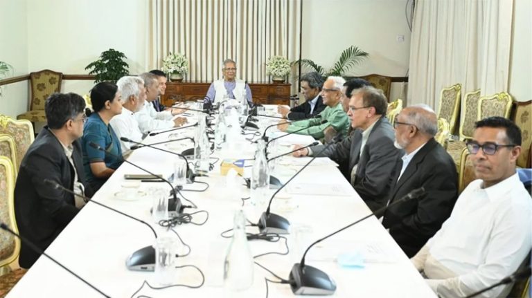 ফেব্রুয়ারির প্রথমার্ধে নির্বাচনের কোন বিকল্প আমাদের হাতে নেই: প্রধান উপদেষ্টা