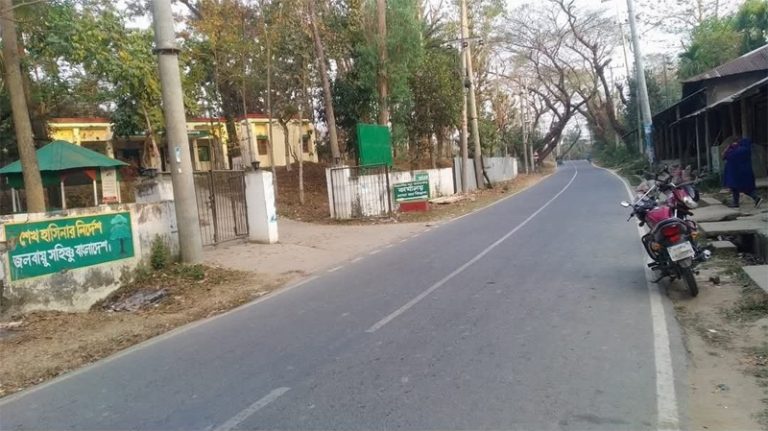 নামে-বেনামে অভিযোগে বেকায়দায় লামা বন বিভাগ, বেকার হয়ে পড়েছে লক্ষাধিক মানুষ