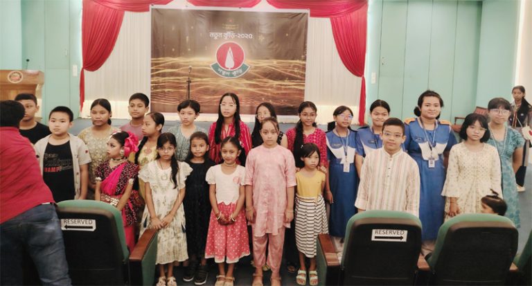 রাঙ্গামাটিতে উৎসবমুখর পরিবেশে সম্পন্ন হলো ‘নতুন কুঁড়ি’ অডিশন. ১১১ জন পেলেন ‘ইয়েস-কার্ড’