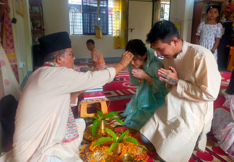 রাঙ্গামাটিতে গুর্খা সম্প্রদায়ের ‘বিজয় তিলক প্রদান’ উৎসব অনুষ্টিত