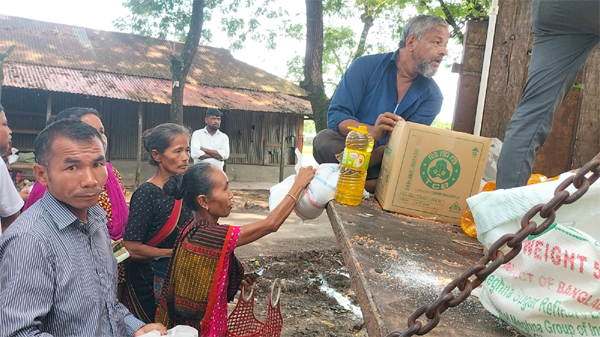 দীঘিনালায় ১১ হাজার ৫শত ২৯টি স্মার্ট কার্ডের মধ্যমে টিসিবি পন্য বিক্রয়