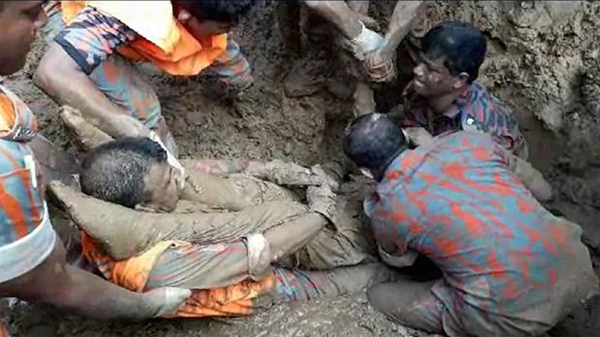 আগামীকাল রাঙ্গামাটিতে স্মরণকালের পাহাড় ধসের ট্র্যাজেডির ৯ বছর, আজো কাঁদে স্বজন হারানো মানুষ