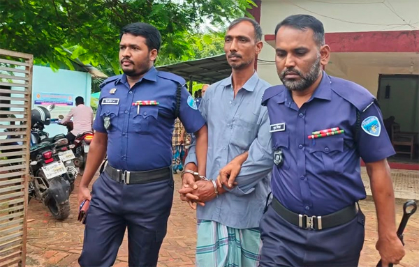 রামগড়ে দ্বিতীয় শ্রেণীর ছাত্রীকে ধর্ষণের দায়ে আসামীর মৃত্যুদণ্ড