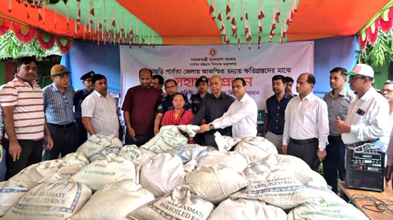 বন্যায় ক্ষতিগ্রস্তদের পুনর্বাসনসহ প্রয়োজনীয় সব ধরনের ব্যবস্থা নেওয়া হবে-সচিব মো. মিজানুর রহমান