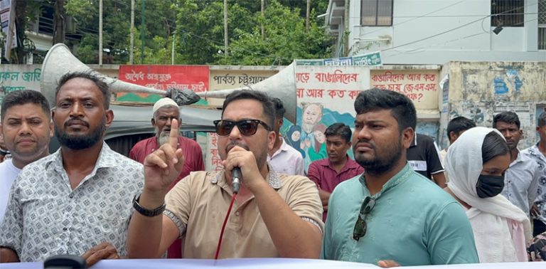মেহনতি মানুষের উপর জুলুম ও পাহাড়ে জেএসএসের সন্ত্রাসী রাজত্ব আর বরদাস্ত করা হবে না-পার্বত্য চট্টগ্রাম ছাত্র পরিষদ